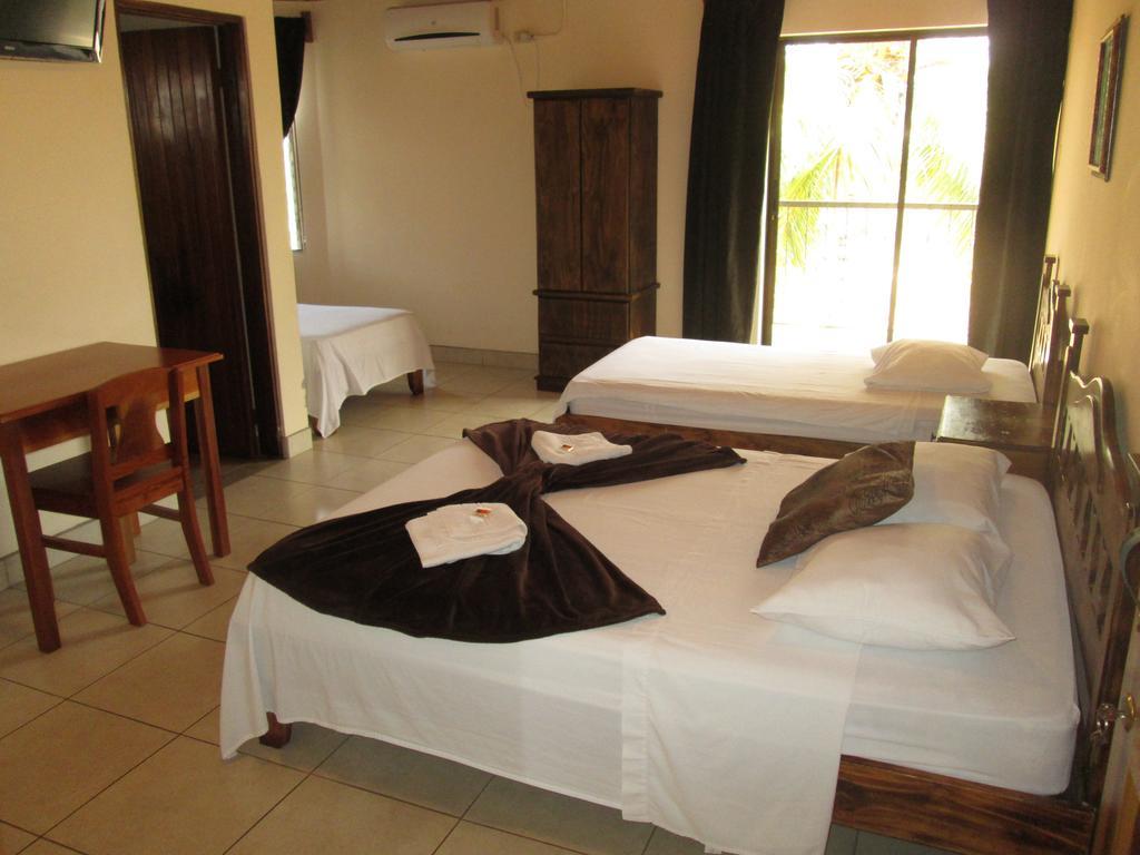 Hotel La Punta Puntarenas Extérieur photo