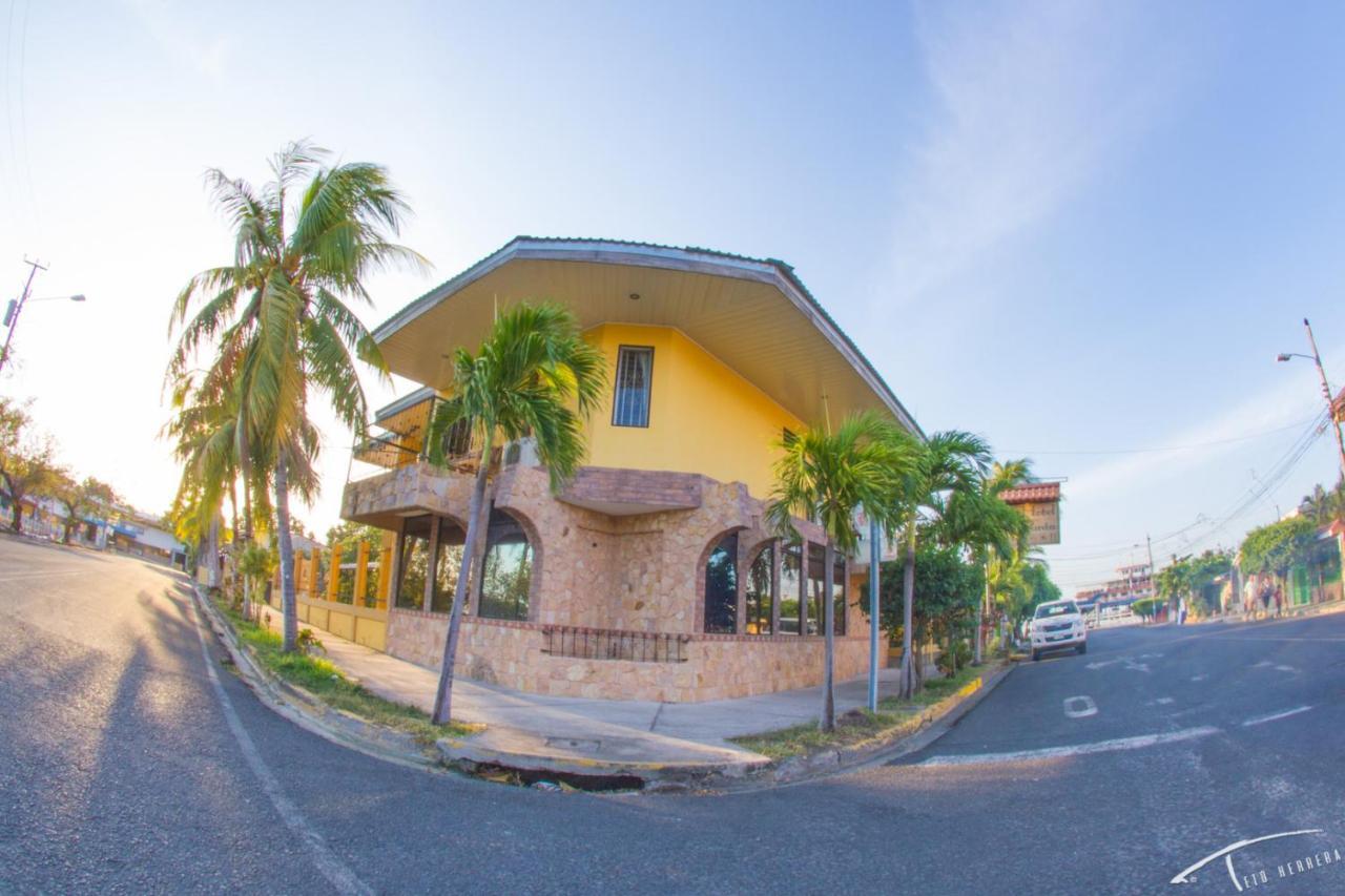 Hotel La Punta Puntarenas Extérieur photo